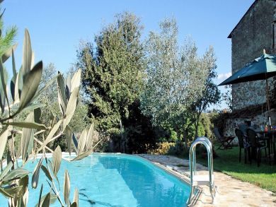 Ancient stone Tuscany country home that sleeps six Ancient stone Tuscany country home that sleeps six